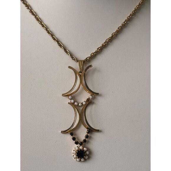 Vintage Art Deco Influence Gold tone Pendant and Chain Geometric Design Necklace - Picture 3 of 11